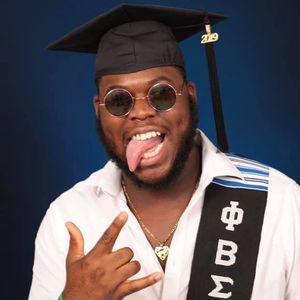 Meet your Posher, Perry